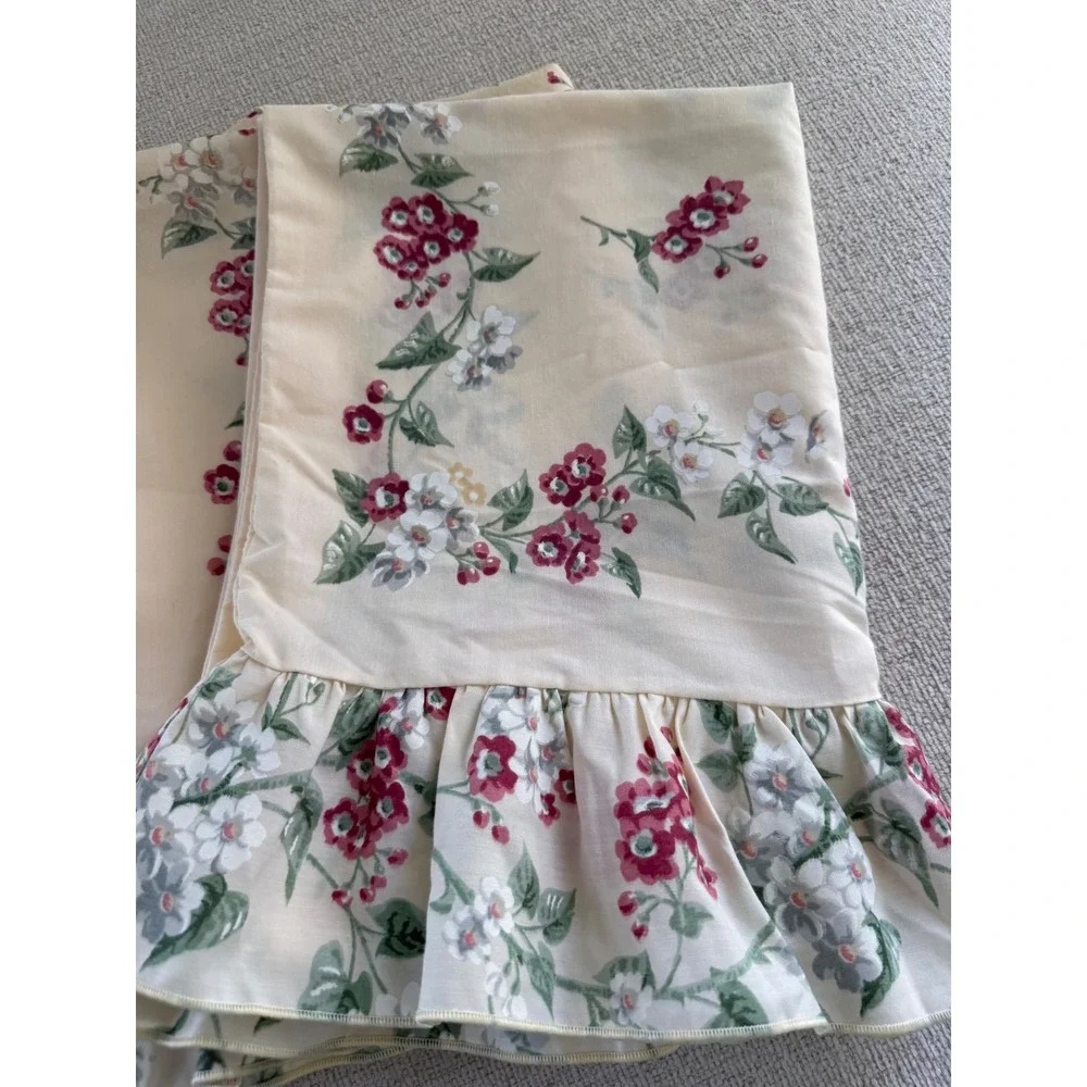 Vtg Set of 4 VTG Springmaid Spring Blossom Floral Ruffle Standard Pillowcases